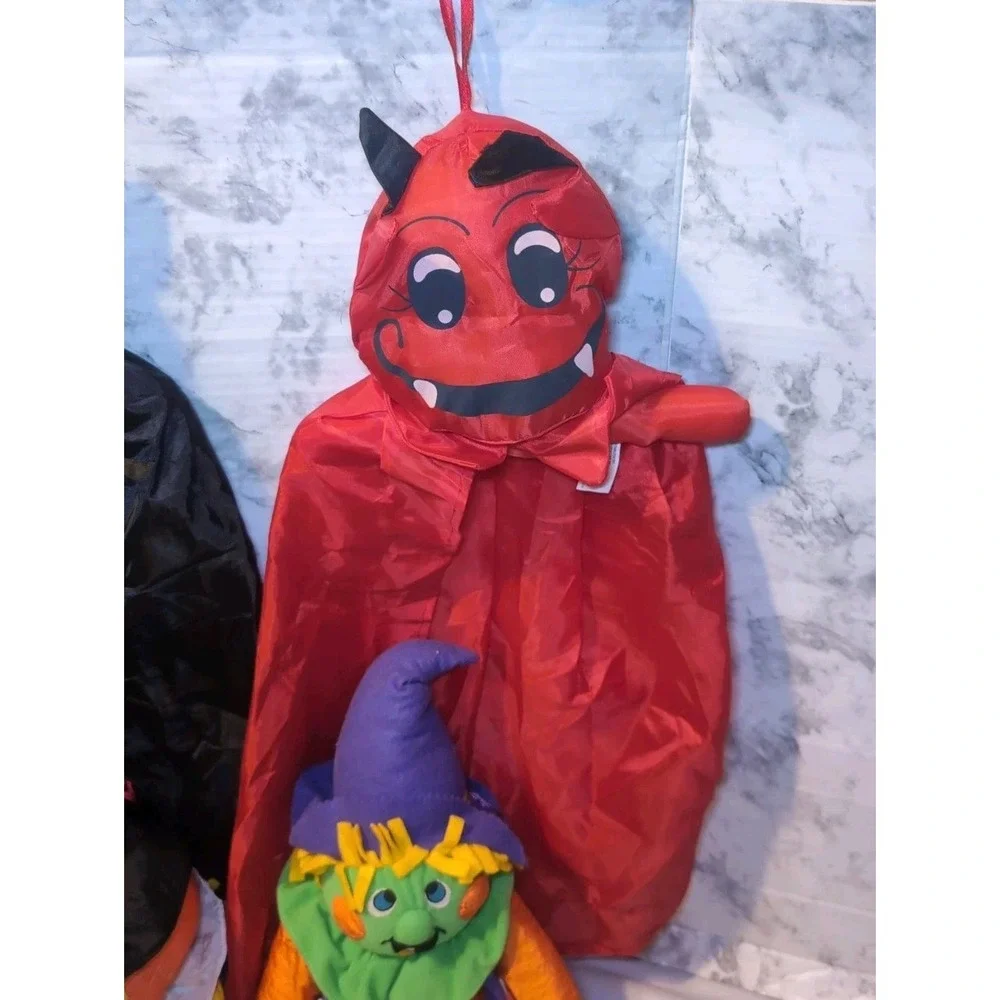 2x Vintage 90s International Silver Co. Halloween Plush Nylon Scarecrows + More